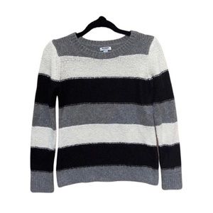 *SALE**** Old Navy striped sweater size medium